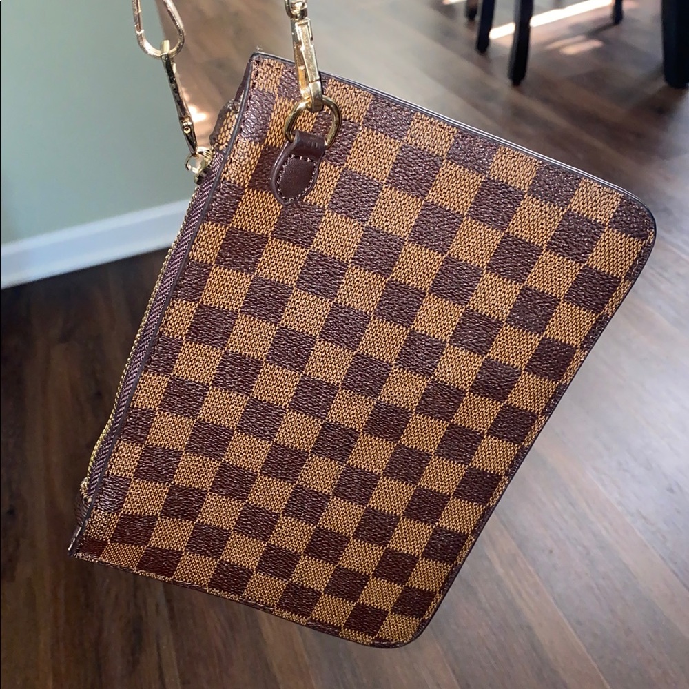 Checkered Wristlet Pouch